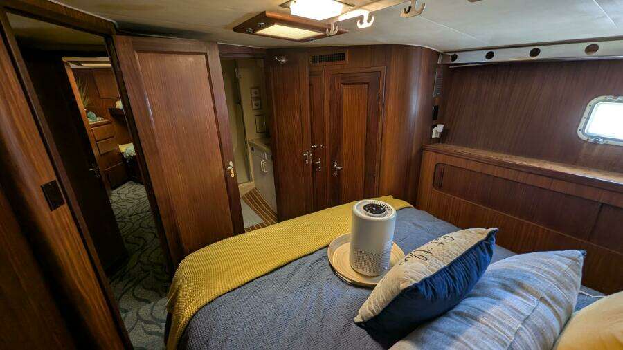Mas Fina 55ft Hatteras Yacht For Sale
