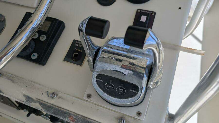 Mas Fina 55ft Hatteras Yacht For Sale