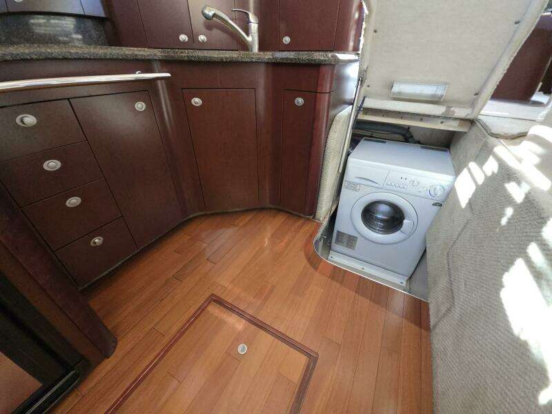 MEGUSTA 44ft Sea Ray Yacht For Sale