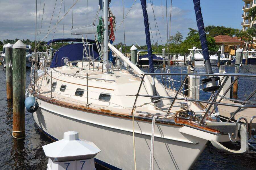 Resolute 44ft Island Packet Yacht For Sale