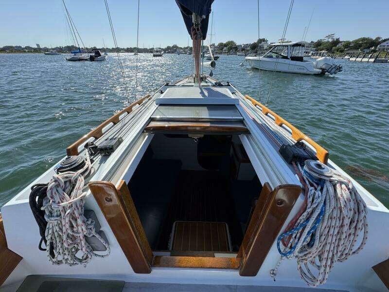28ft Alerion Yacht For Sale