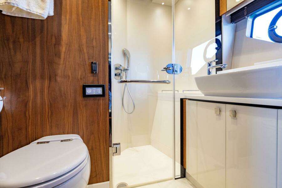 74ft Sunseeker Yacht For Sale