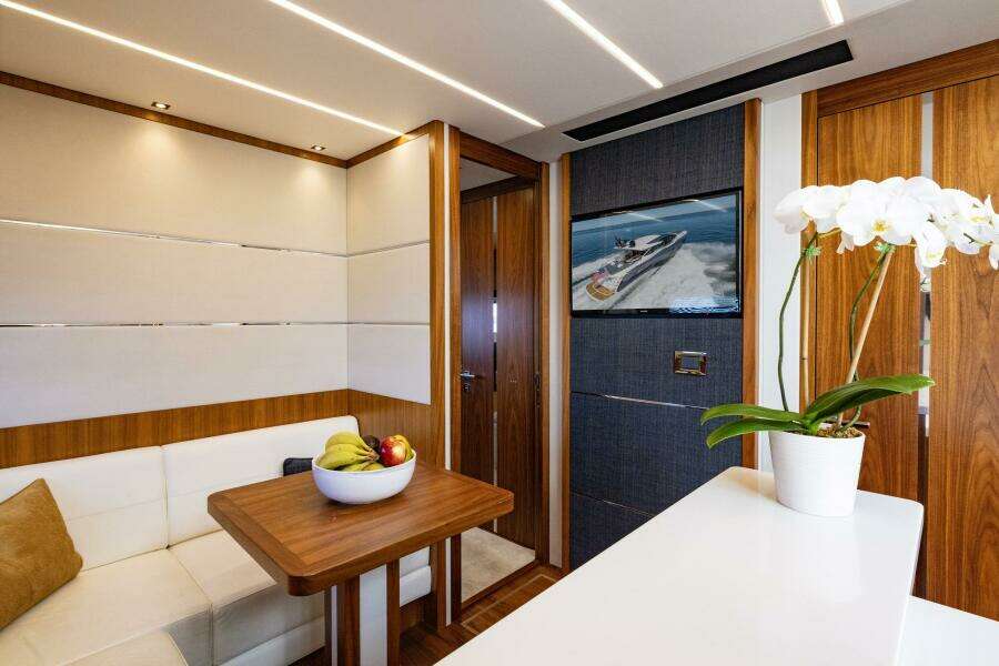 74ft Sunseeker Yacht For Sale