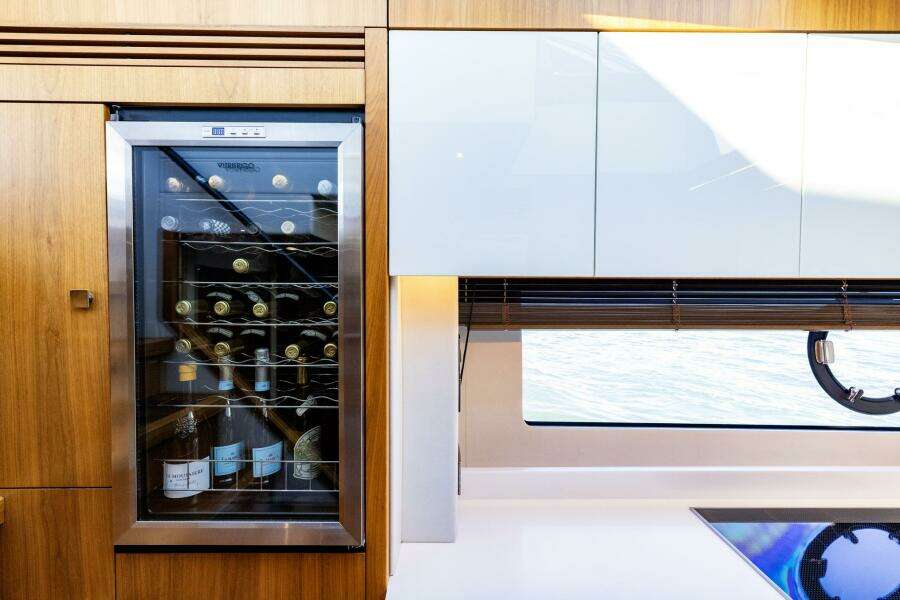 74ft Sunseeker Yacht For Sale