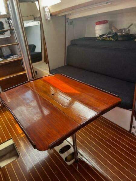47ft Tripp Yacht For Sale
