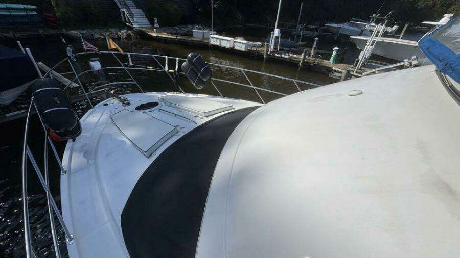 2004 Meridian 459 Bow