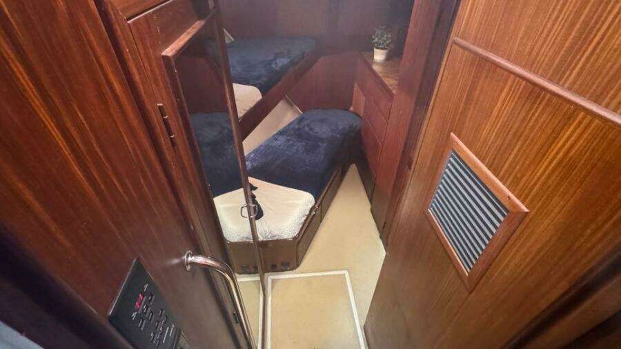 Forward Guest Cabin