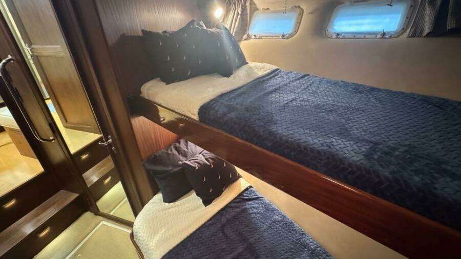 Forward Guest Cabin