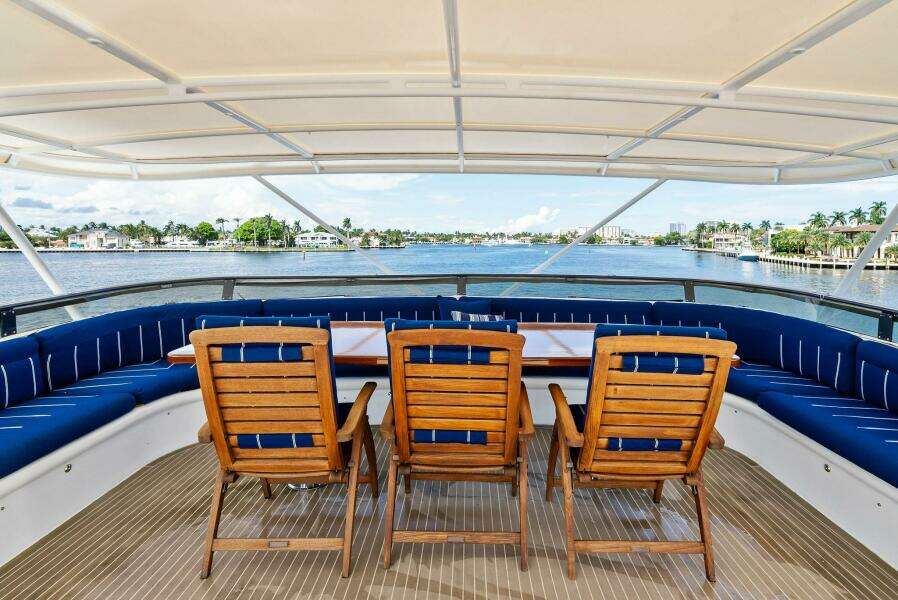 PEGASUS IX 92ft Sabre Yacht For Sale