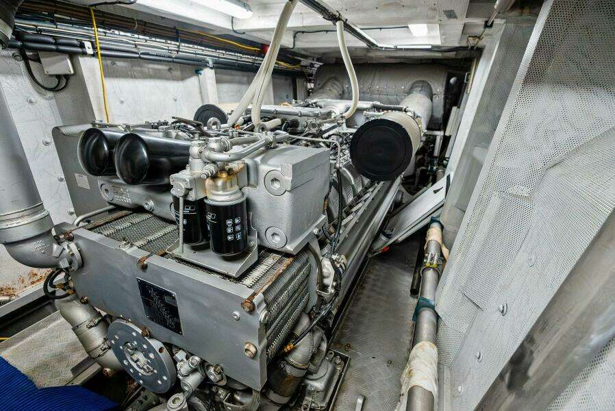 PEGASUS IX 92ft Sabre Yacht For Sale