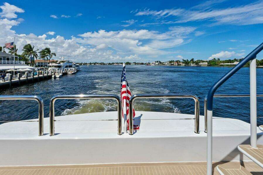 PEGASUS IX 92ft Sabre Yacht For Sale
