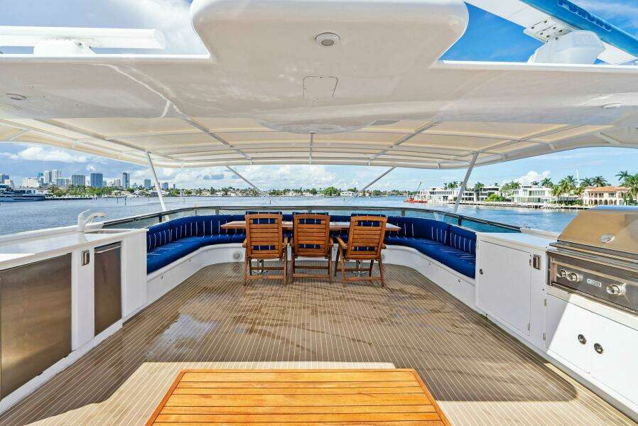 PEGASUS IX 92ft Sabre Yacht For Sale