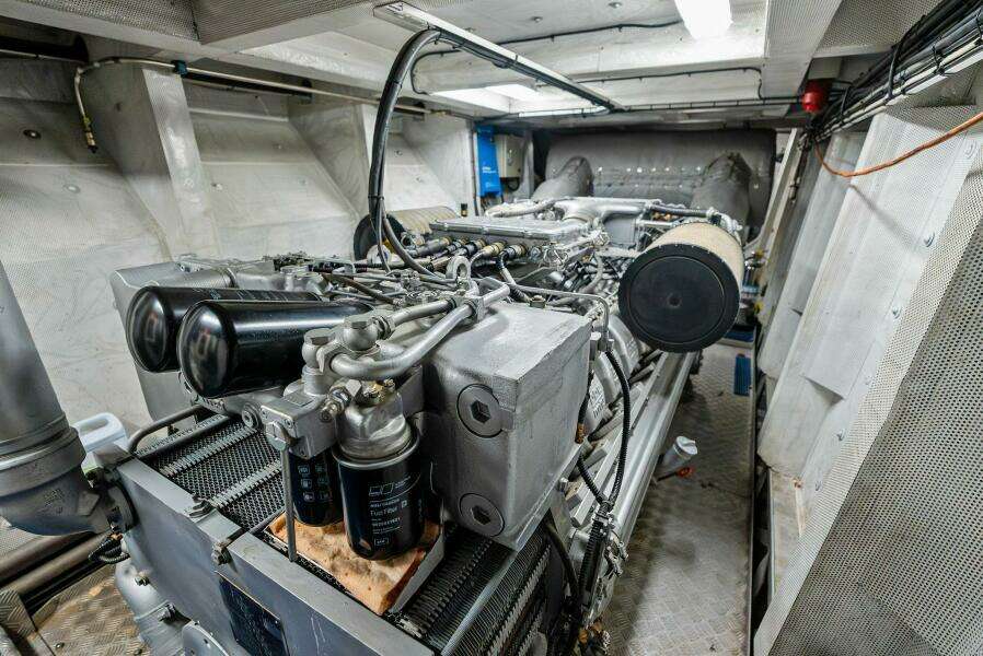 PEGASUS IX 92ft Sabre Yacht For Sale