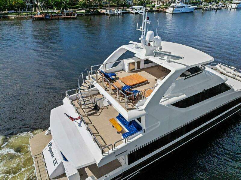 PEGASUS IX 92ft Sabre Yacht For Sale