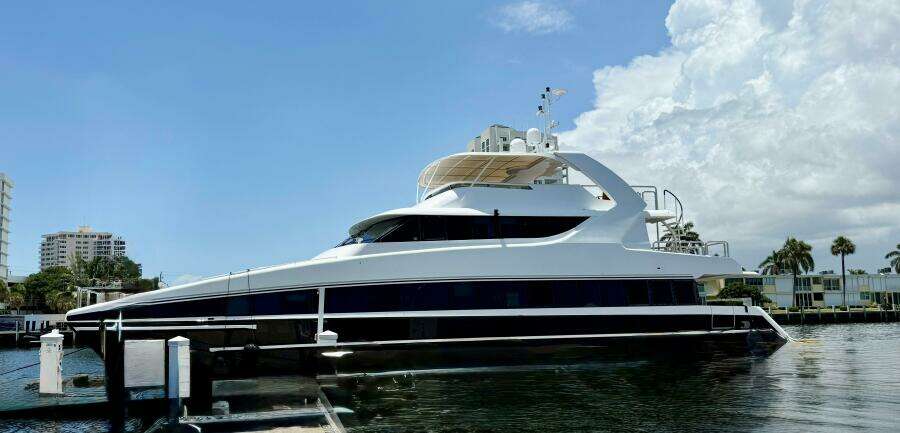 PEGASUS IX 92ft Sabre Yacht For Sale