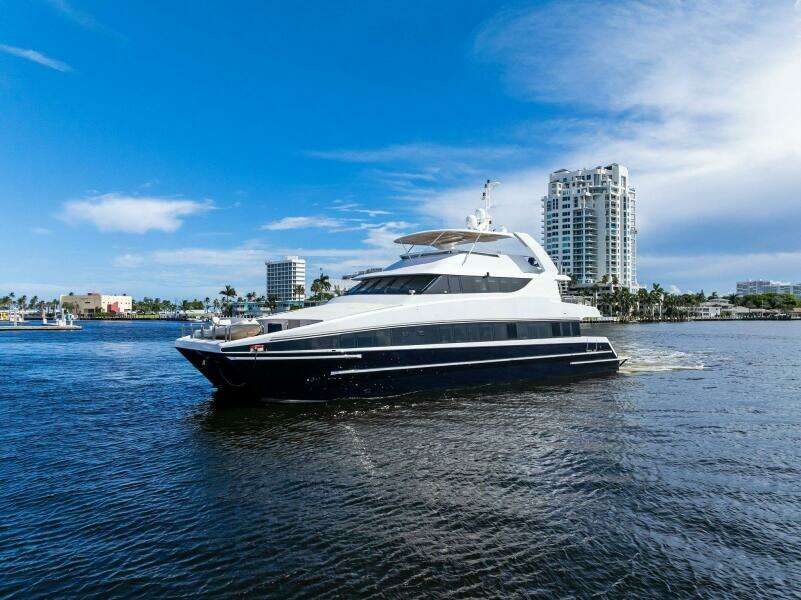 PEGASUS IX 92ft Sabre Yacht For Sale