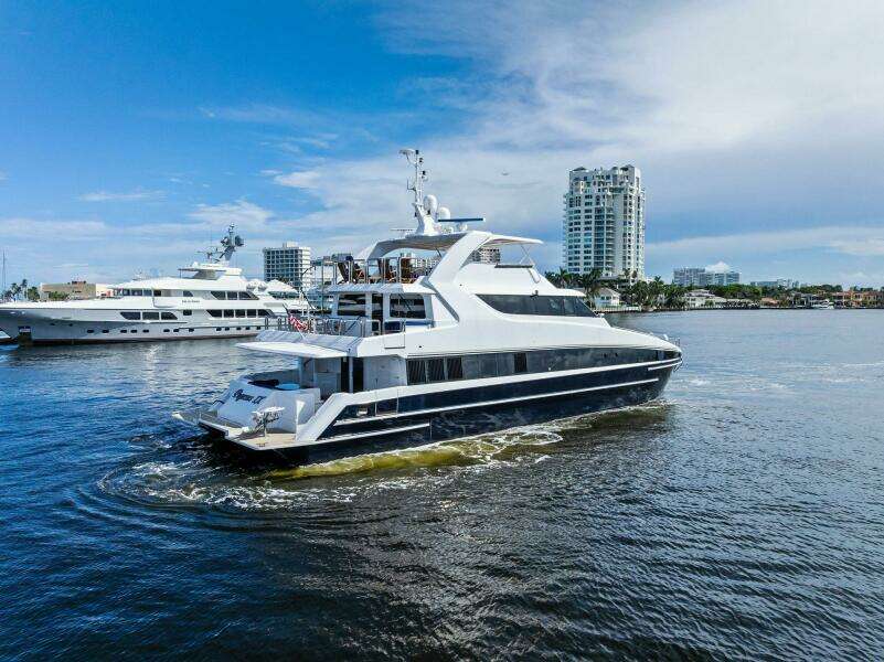 PEGASUS IX 92ft Sabre Yacht For Sale