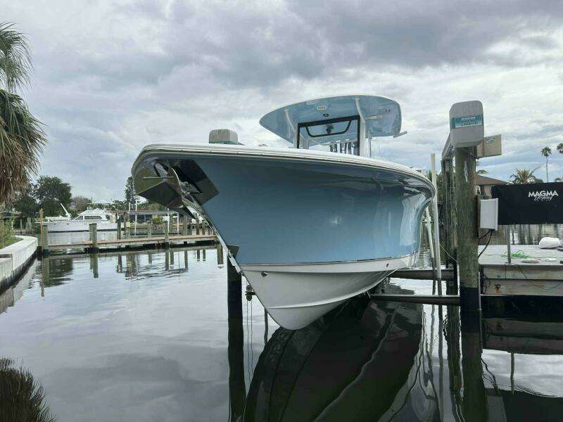 Just A Few Friends II 30ft Sea Hunt Yacht For Sale