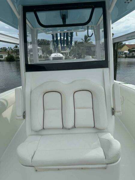 Just A Few Friends II 30ft Sea Hunt Yacht For Sale