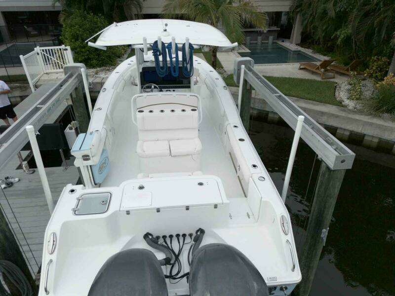 Just A Few Friends II 30ft Sea Hunt Yacht For Sale