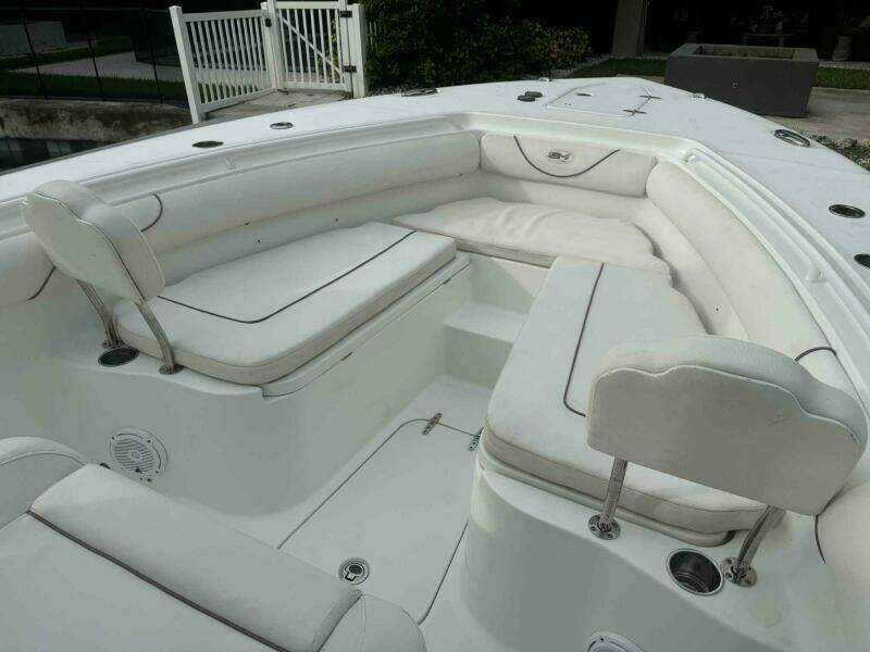 Just A Few Friends II 30ft Sea Hunt Yacht For Sale