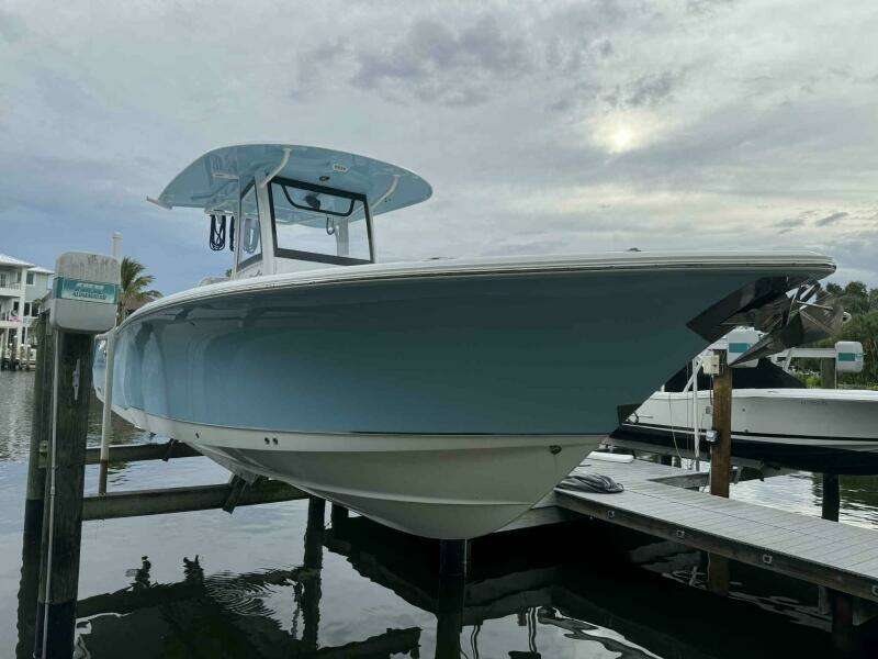 Just A Few Friends II 30ft Sea Hunt Yacht For Sale