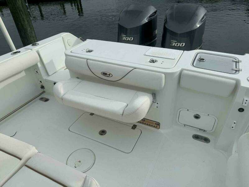 Just A Few Friends II 30ft Sea Hunt Yacht For Sale