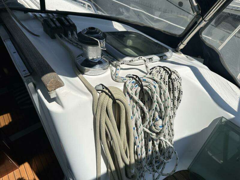 Cool Breeze 33ft Beneteau Yacht For Sale