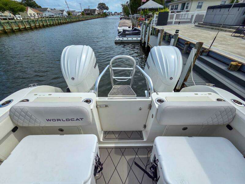 29ft World Cat Yacht For Sale