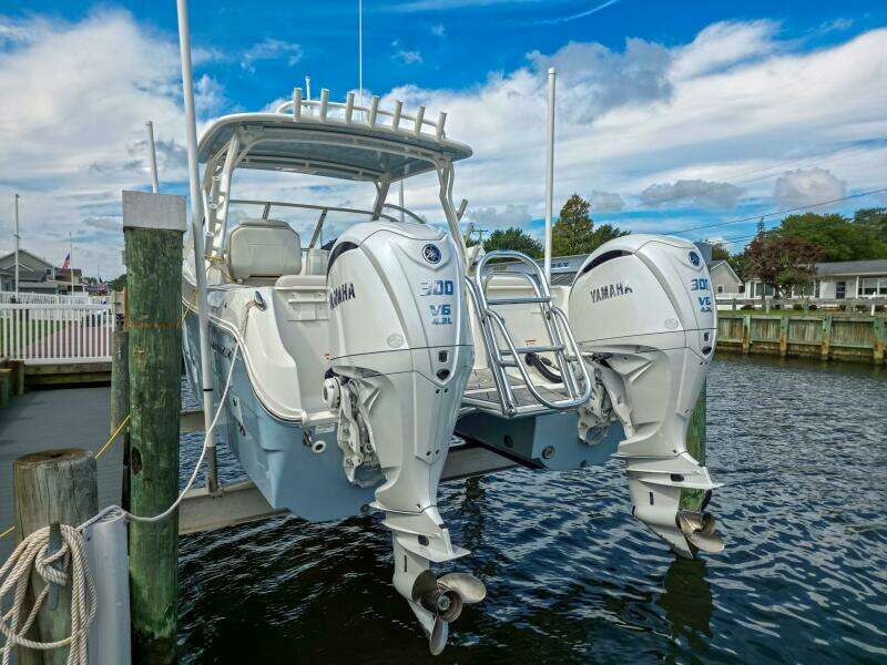 29ft World Cat Yacht For Sale