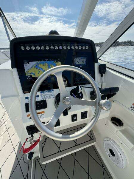 29ft World Cat Yacht For Sale