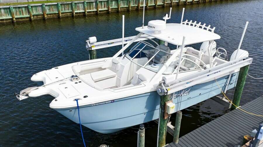29ft World Cat Yacht For Sale