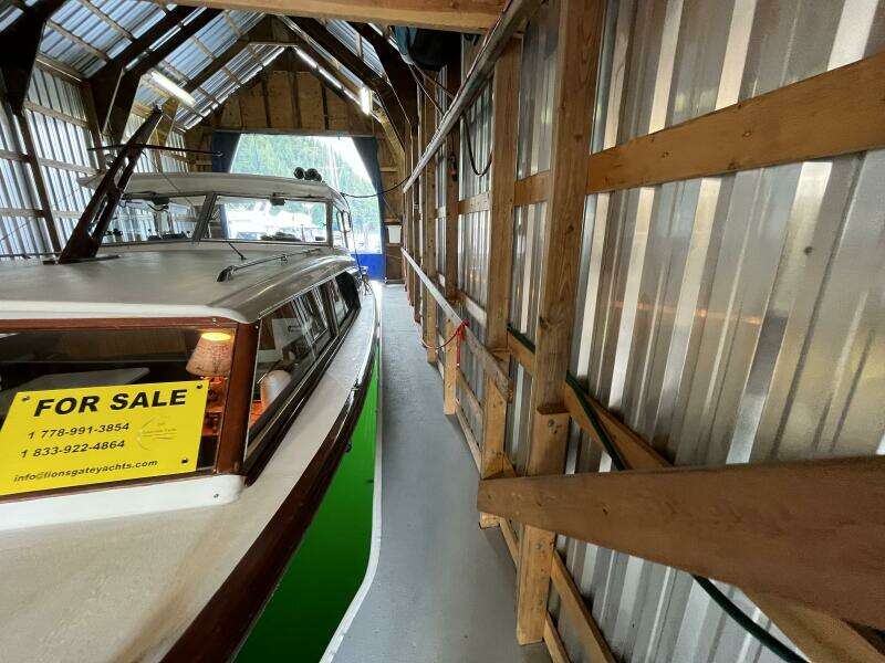 38ft Custom Yacht For Sale