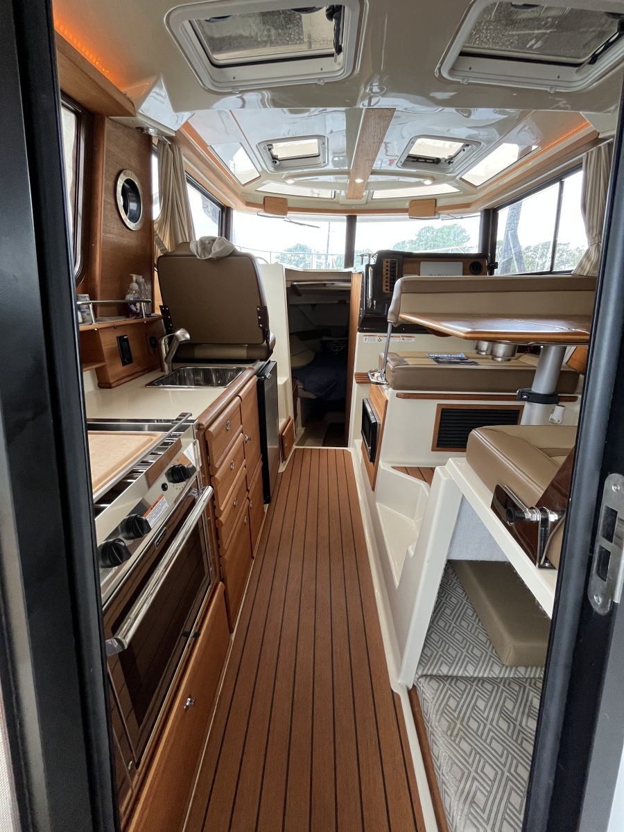 27ft Ranger Tugs Yacht For Sale
