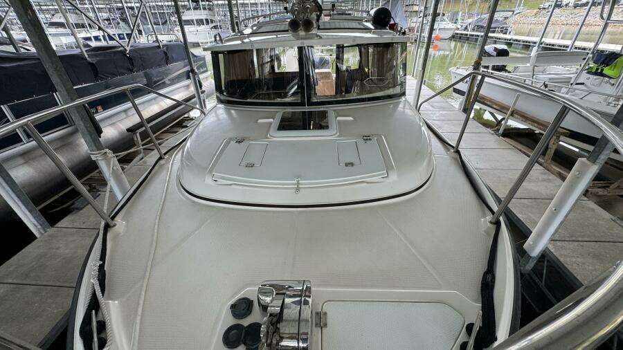 Exterior Bow