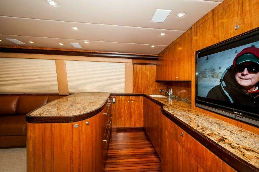 2010 Spencer 57 Convertible- Perra Mala- Galley