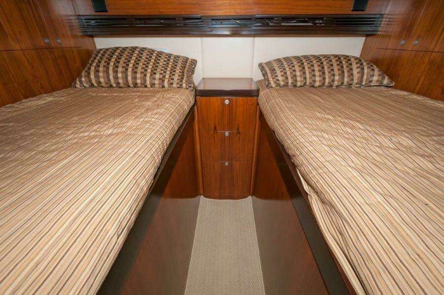 2010 Spencer 57 Convertible- Perra Mala- VIP Stateroom