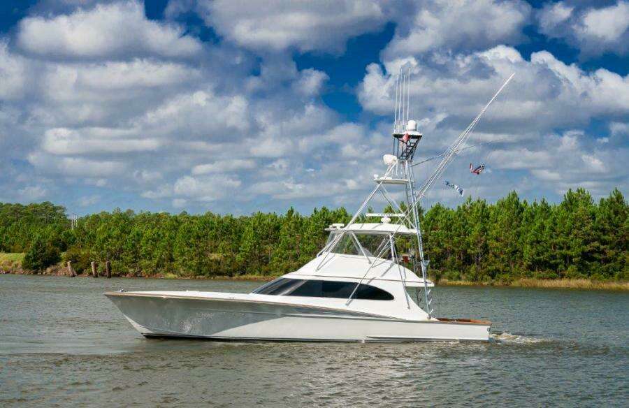2010 Spencer 57 Convertible- Perra Mala