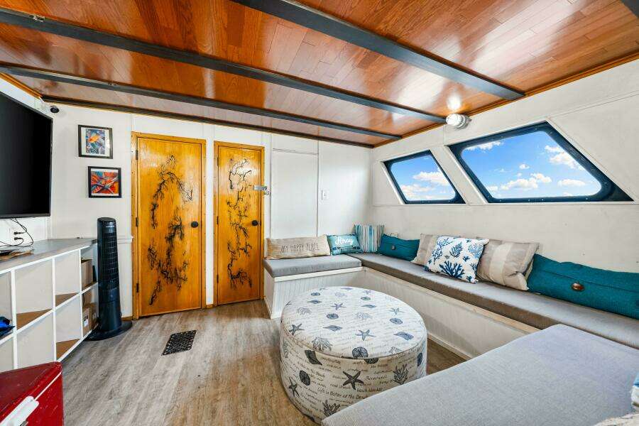 PELICAN 60ft Custom Yacht For Sale