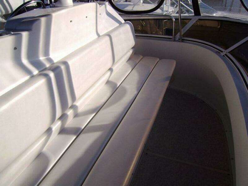 DUNAC S MINNI CONN III 42ft Silverton Yacht For Sale