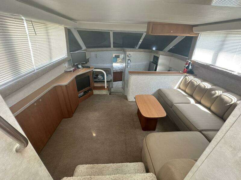 DUNAC S MINNI CONN III 42ft Silverton Yacht For Sale