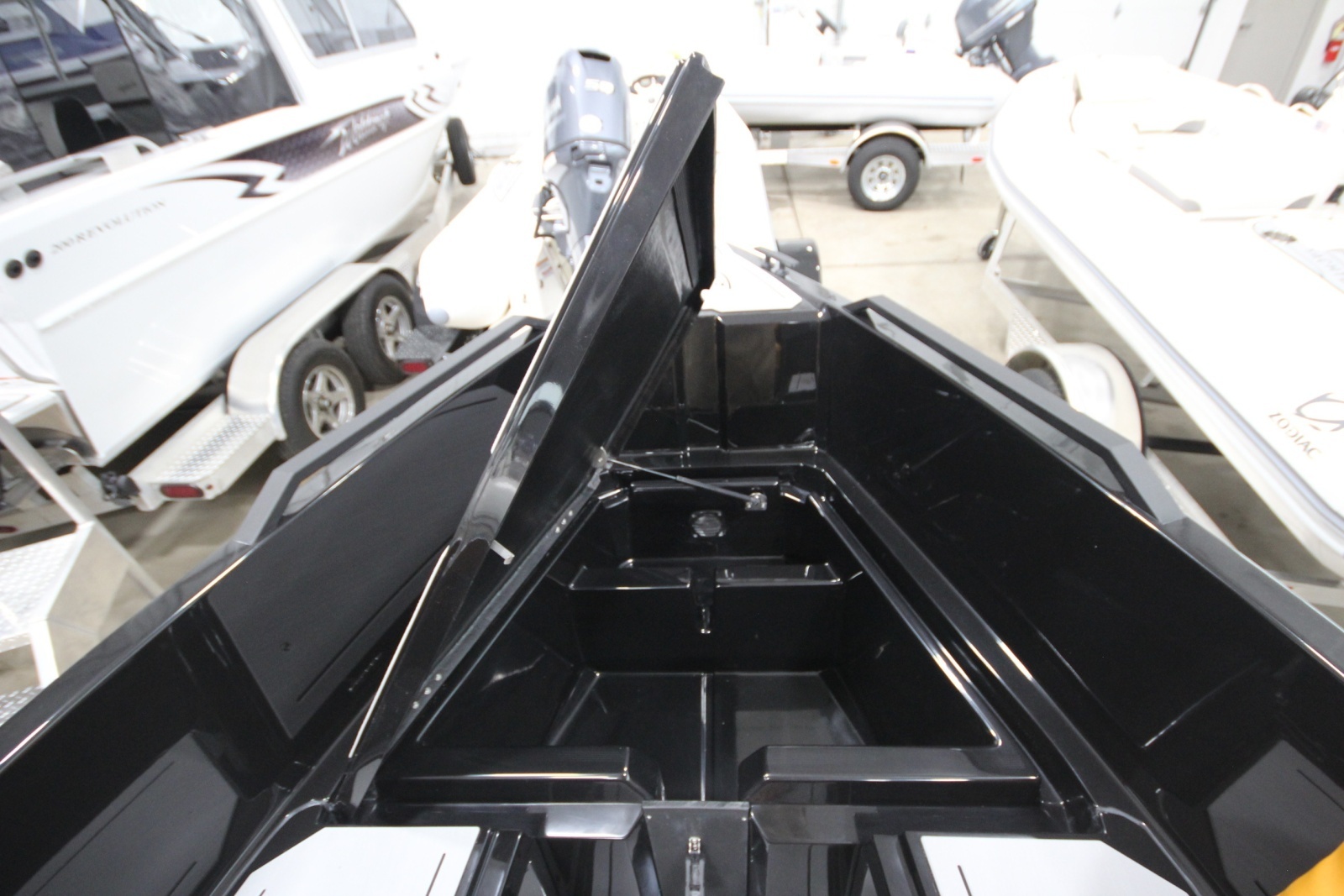 Introductory Pricing 25ft Iron Yacht For Sale