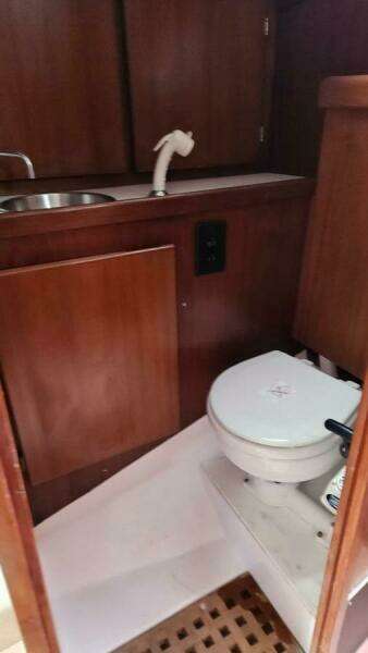 34ft Peterson Yacht For Sale