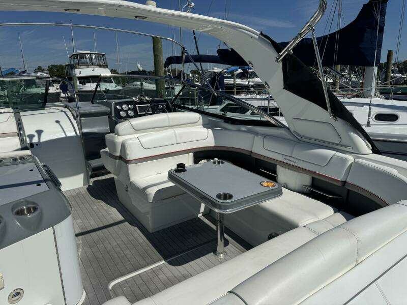 35ft Formula Yacht For Sale