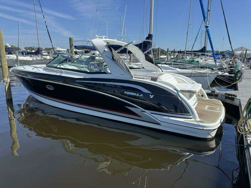 35ft Formula Yacht For Sale