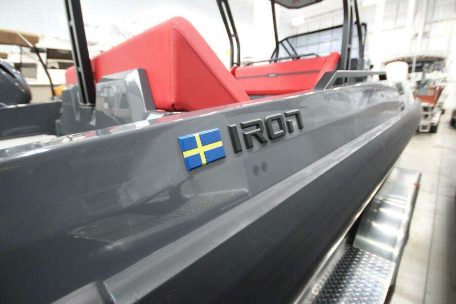 Introductory Pricing 27ft Iron Yacht For Sale