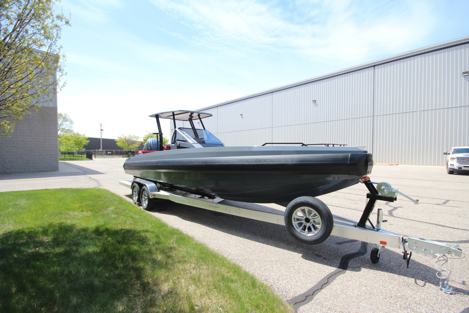 Introductory Pricing 27ft Iron Yacht For Sale
