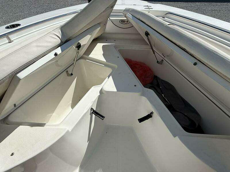 Storage at the bow area