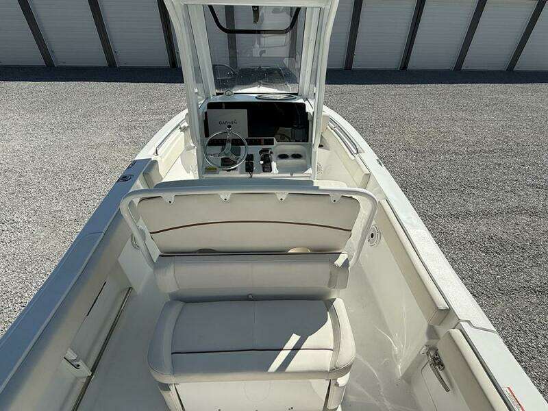 Fwd cockpit seat/helm area