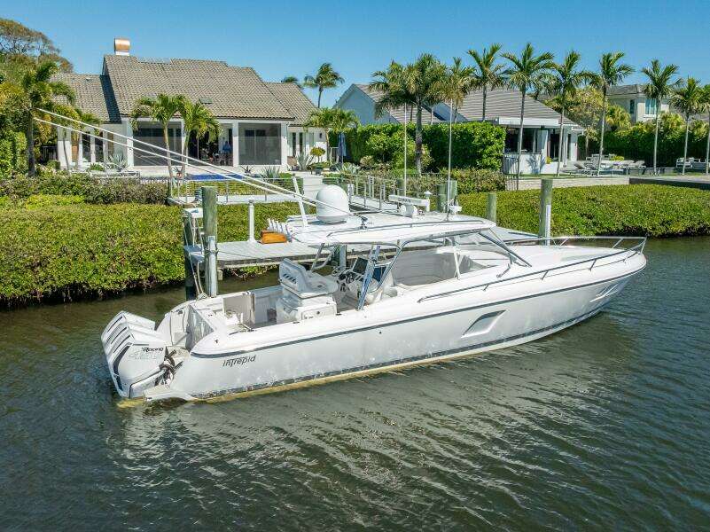 40ft Intrepid Yacht For Sale